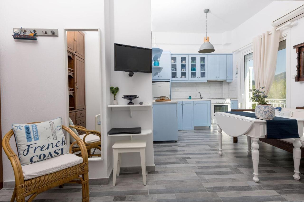 Argyri'S Sea View Apartment ลีเมนาส ภายนอก รูปภาพ